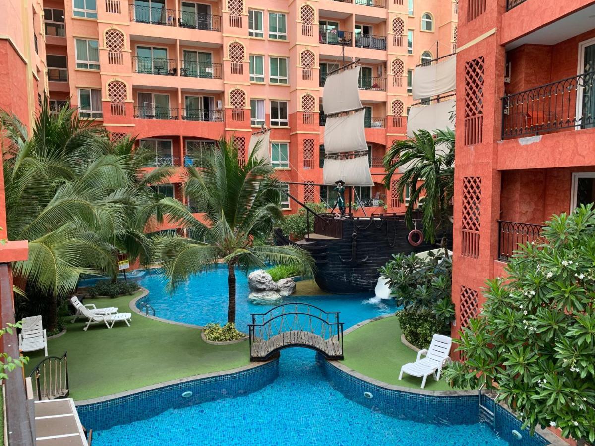 Seven Seas Condo Resort Bãi biển Jomtien Ngoại thất bức ảnh