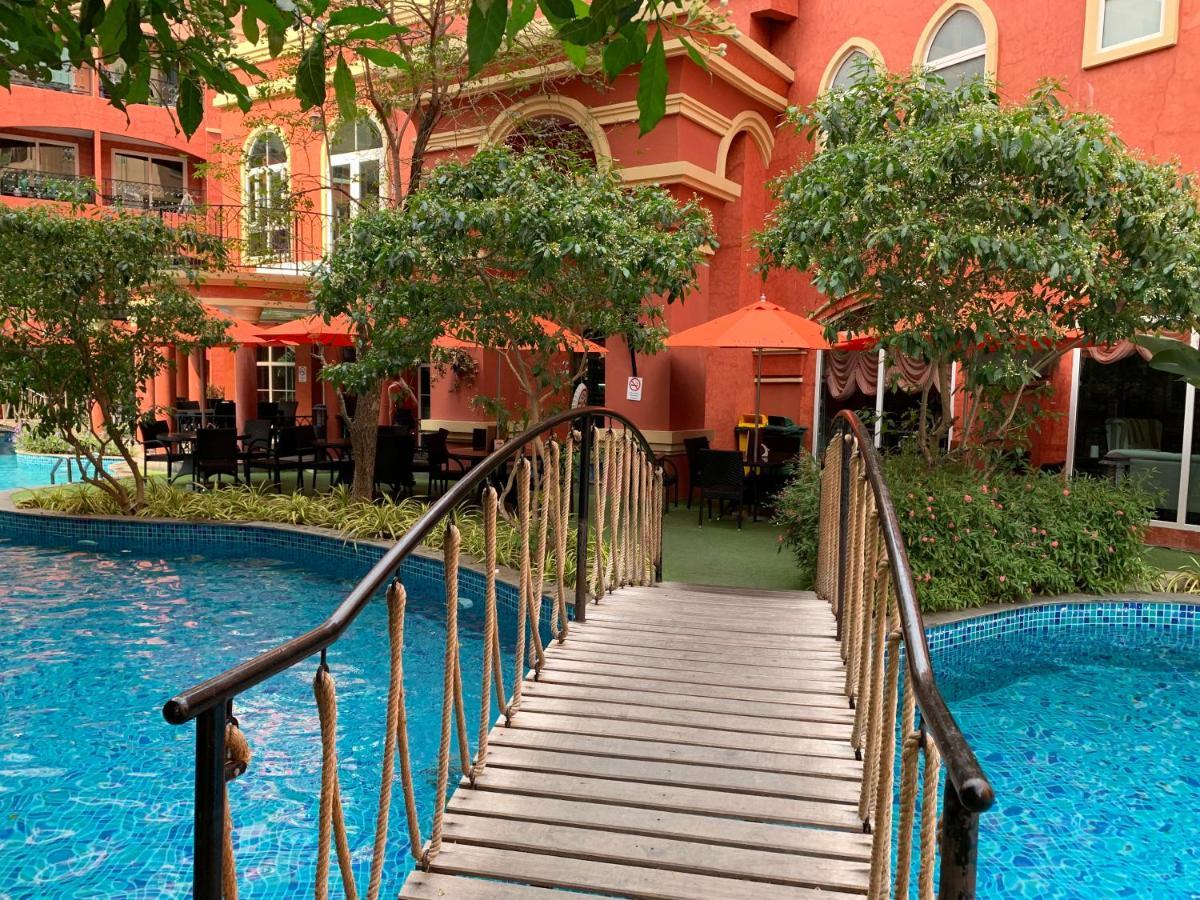 Seven Seas Condo Resort Bãi biển Jomtien Ngoại thất bức ảnh
