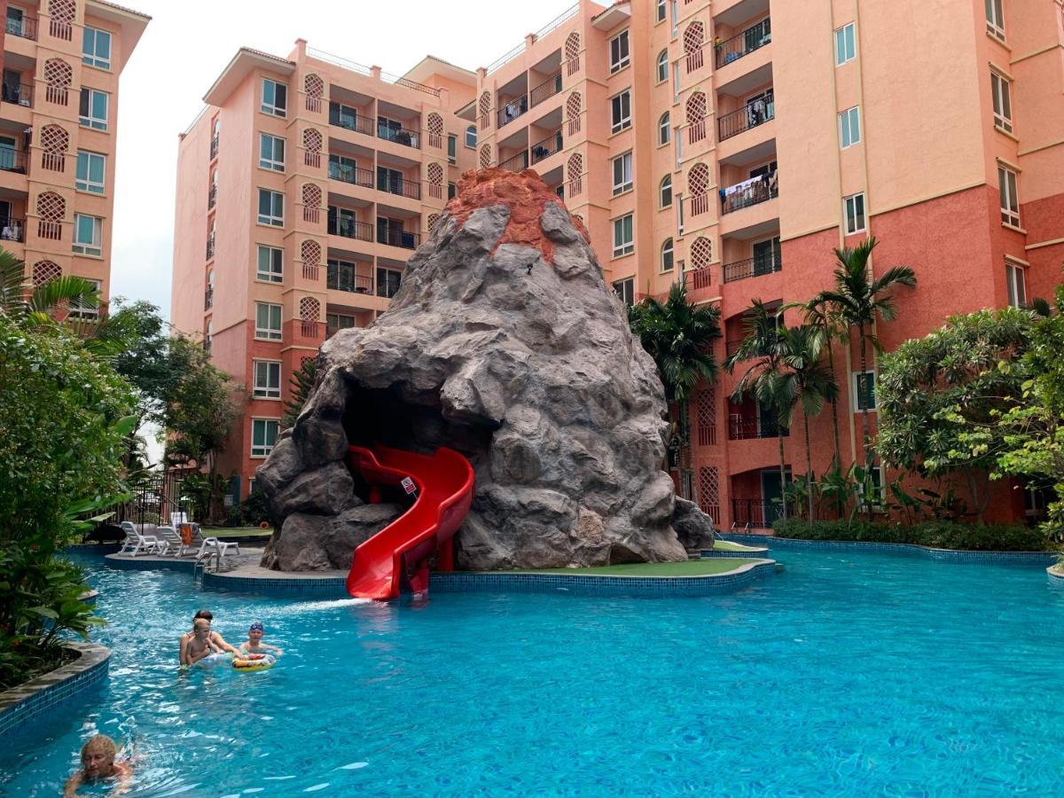 Seven Seas Condo Resort Bãi biển Jomtien Ngoại thất bức ảnh