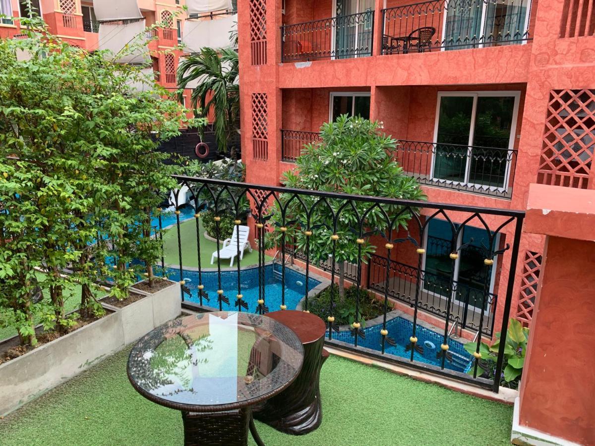 Seven Seas Condo Resort Bãi biển Jomtien Ngoại thất bức ảnh